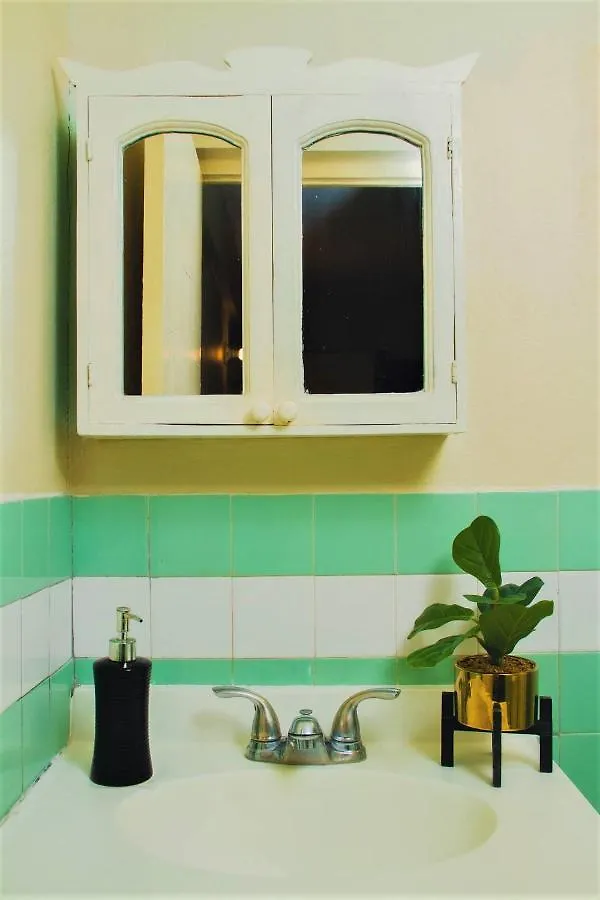 Bed & Breakfast Eventuality B&B New Kingston