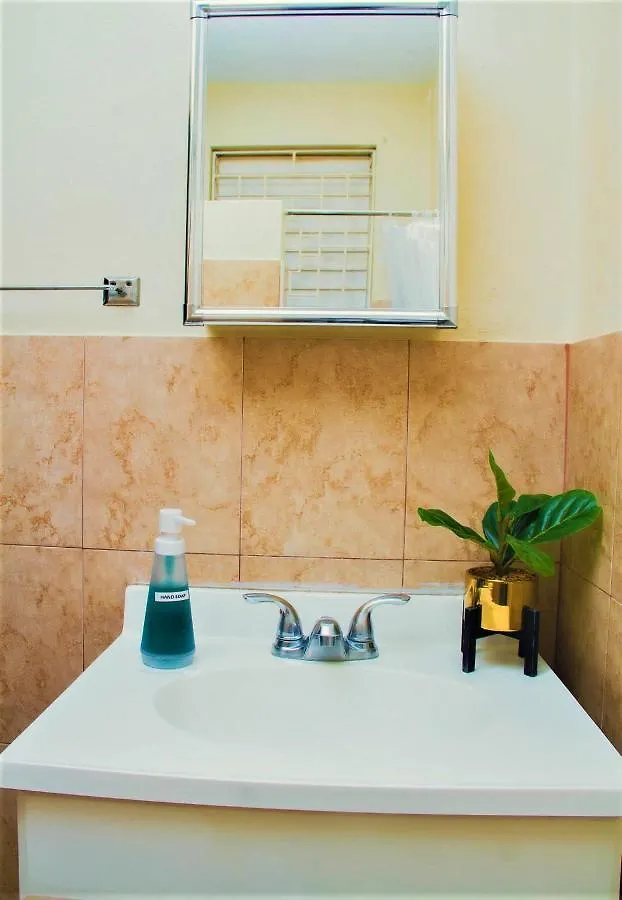 Bed & Breakfast Eventuality B&B New Kingston